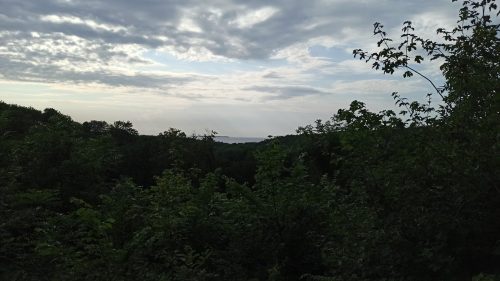Вид на Днепр с территории заброшенной турбазы, село Саульское